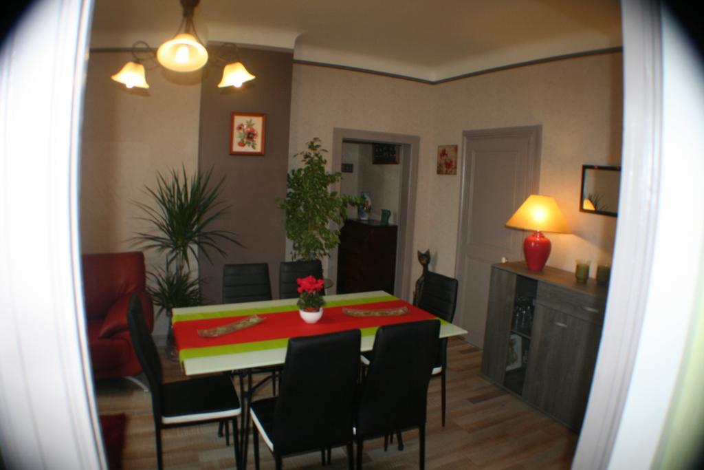 Appartement Les Berges De L'Ornain Bar-le-Duc Kamer foto